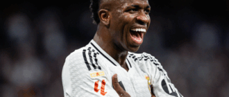 Льюис Хэмилтон ответил на вопрос, кто лучше — Месси или Роналду